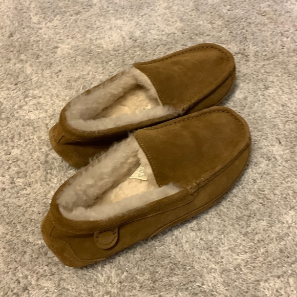 Fireside by Dearfoams Melbourne Genuine Shearling Moccasin Slipper Men size 10W - Picture 3 of 17